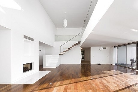 Casa PDR 385 by Fra G Ment Os