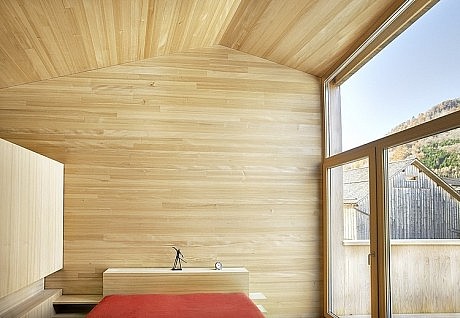 House Haller by Jurgen Haller