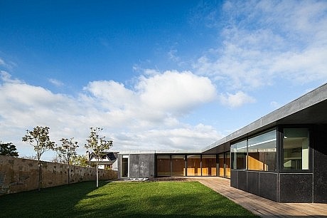 Casa de Mosteiro by Arquitectos Matos