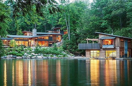 Muskoka Cottage by Christopher Simmonds