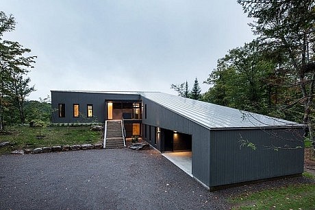 La Sentinelle by Naturehumaine