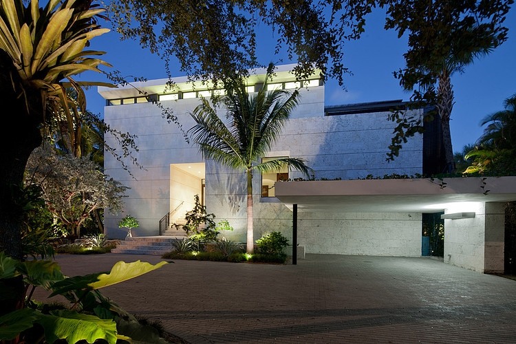 Coral Gables House by Touzet Studio