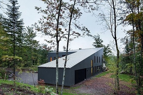 La Sentinelle by Naturehumaine