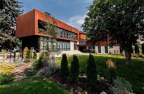 Wren Residence by Chris Pardo Design