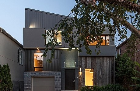 Tetris House by rzlbd