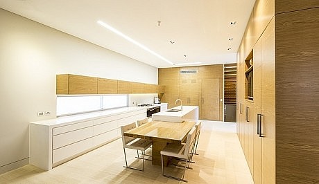 Box House by Zouk Architects