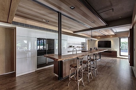 Chou Residence by PMK+designers