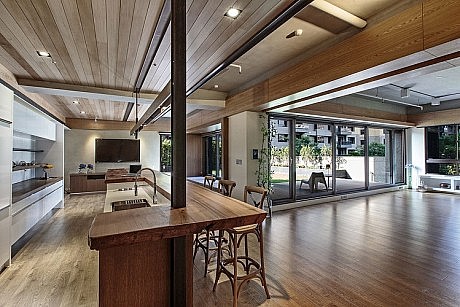 Chou Residence by PMK+designers