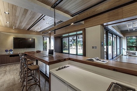 Chou Residence by PMK+designers