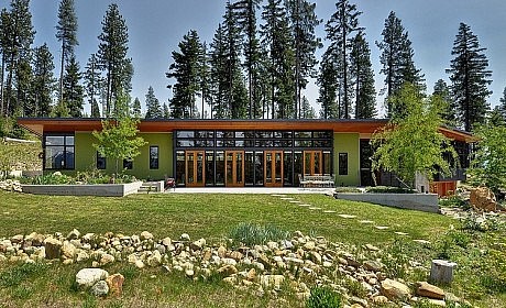 Indigo Lane House by Mohler + Ghillino Architects