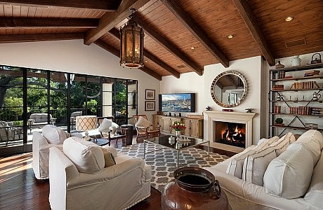 Project 32 by Giffin & Crane