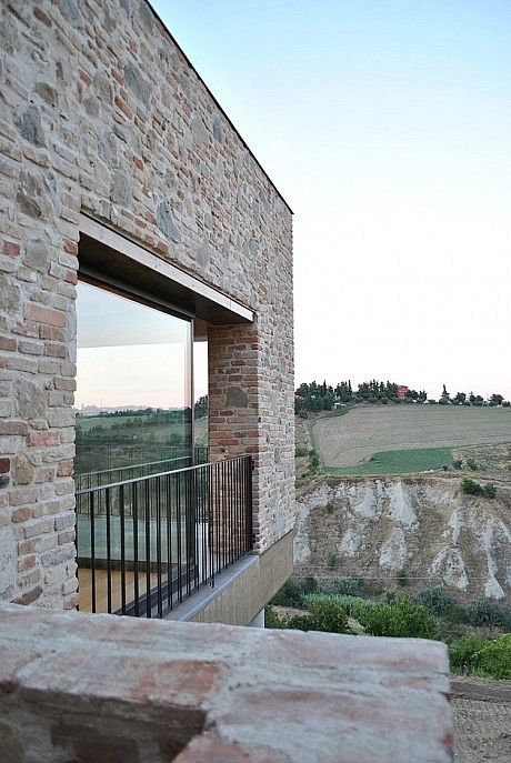 Nuova Cantina Siliqvini by Emanuele Scaramucci