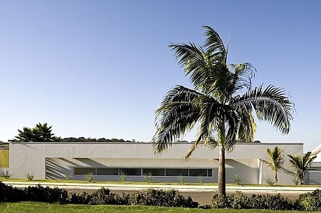 Casa do Patio by Leo Romano