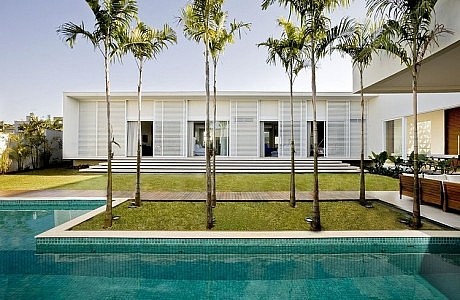 Casa do Patio by Leo Romano