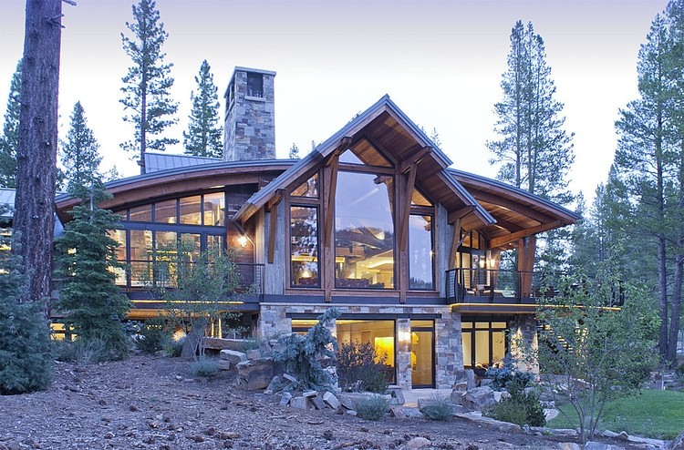 North Lake Tahoe Residence by Kelly & Stone Architects