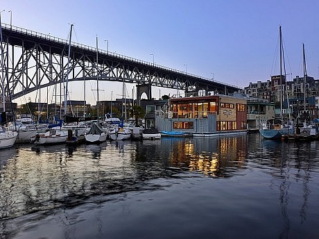 Houseboat 9 by Graham Baba Architects
