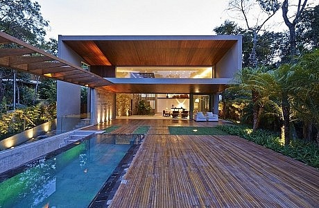 Bosque da Ribeira Residence by Anastasia Arquitetos