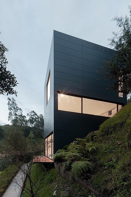 Casa Alta by AS/D Asociacion de Diseno