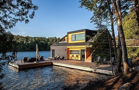 Lake Joseph Boathouse by Altius Architecture