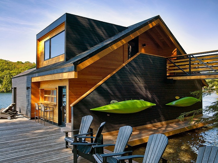 Lake Joseph Boathouse by Altius Architecture