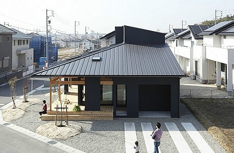 Agui House by Alts Design Office