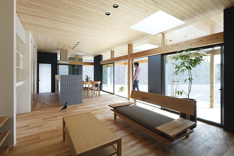 Agui House by Alts Design Office