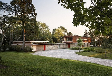 Stonington Residence by Joeb Moore & Partners