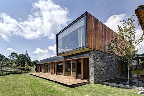 VR Tapalpa House by Elias Rizo Arquitectos