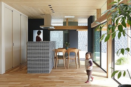 Agui House by Alts Design Office