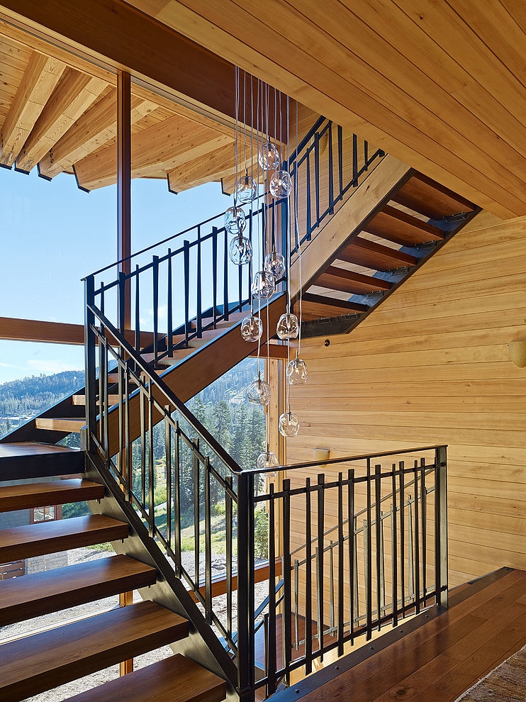 Crow’s Nest Residence by Mt. Lincoln Construction