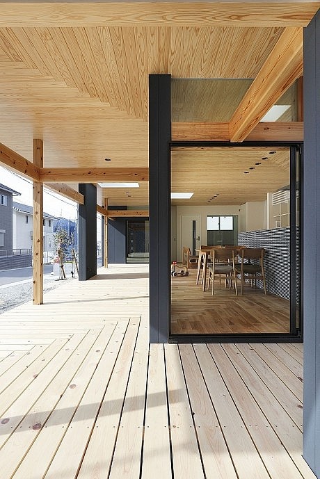 Agui House by Alts Design Office