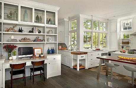 Modern Farm House by Charles Vincent George Architects