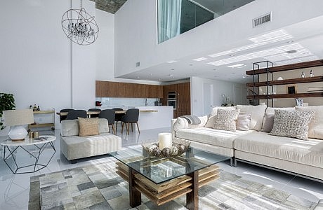 4 MidTown Residence by Mila Design