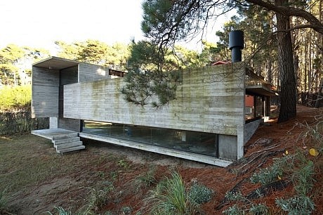 Casa Pedroso by Bak Arquitectos