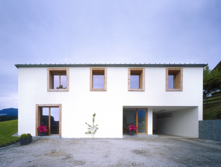 House W by Hammerschmid, Pachl, Seebacher – Architekten