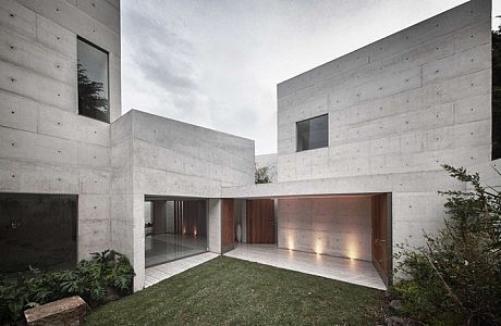 Cap House by MMX Studio