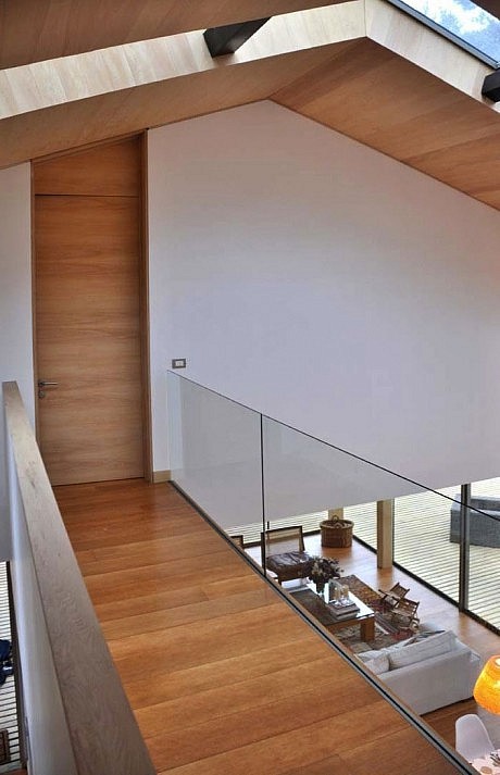 Casa Cantagua by Raimundo Anguita