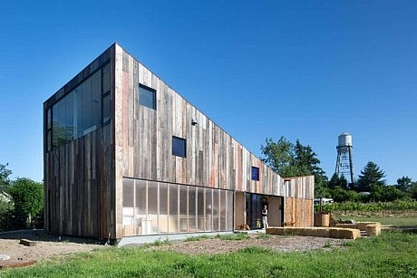 Meier Road Barn by Mork Ulnes Architects