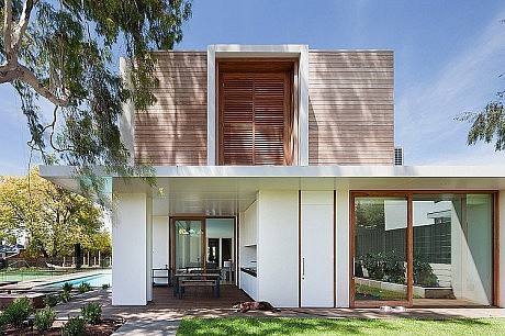 House on Wellington Street by Robert Mills Architects