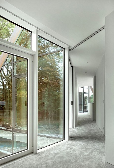 House VDV by Graux & Baeyens Architects