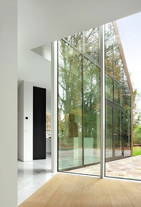 House VDV by Graux & Baeyens Architects