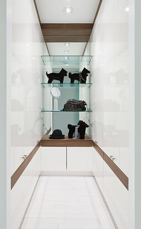 Trinity Bellwoods Townhome by Cecconi Simone