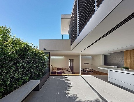 Birchgrove House by Nobbs Radford Architects