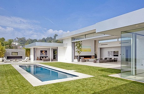 House in Beverly Hills by McClean Design