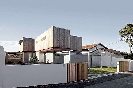 House R by Gardera-D