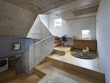 House In Nishiochiai by Suppose Design Office