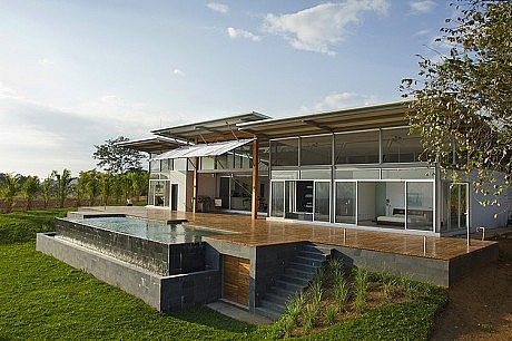 House Mecano by RoblesArq