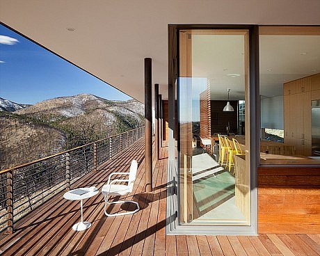 Sunshine Canyon Residence by THA Architecture