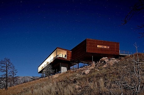 Sunshine Canyon Residence by THA Architecture