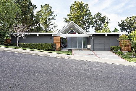 Double Eichler Remodel by Klopf Architecture